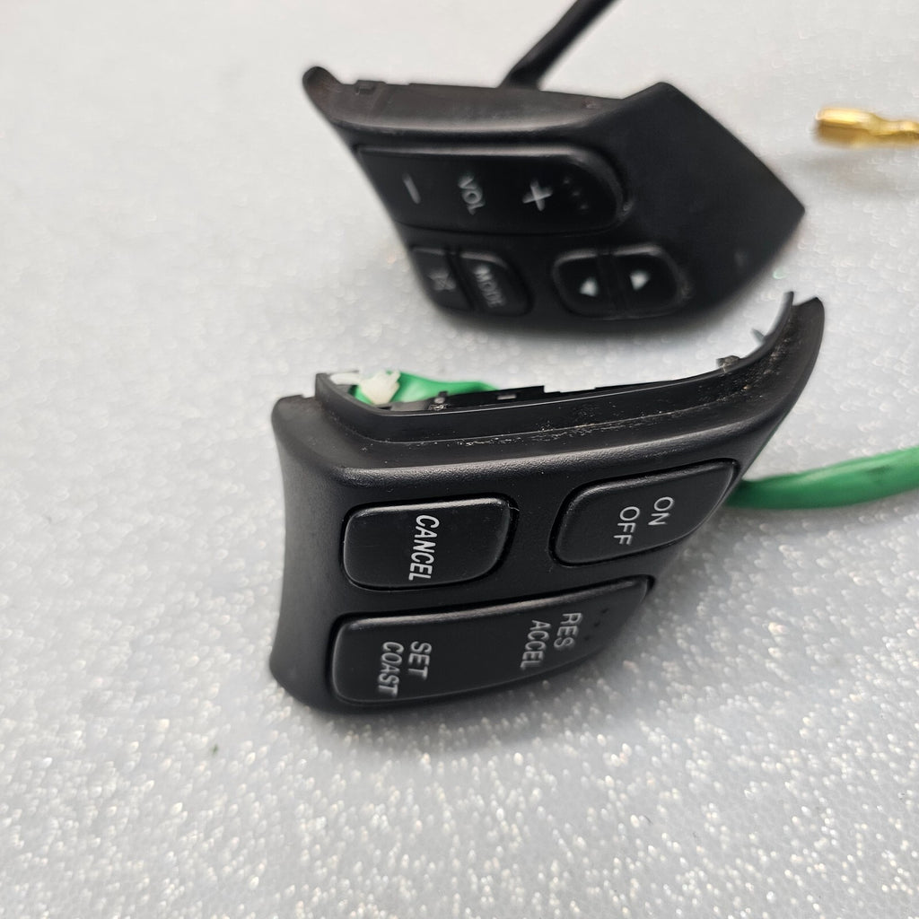 🔥2004-2009 MAZDA 3 STEERING  WHEEL AUDIO RADIO CRUISE CONTROL SWITCH OEM