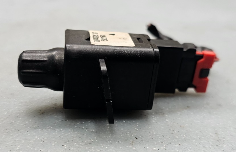 🔥04-08 GRAND PRIX DASH INSTRUMENT PANEL DIMMER LIGHT SWITCH CONTROL BLACK