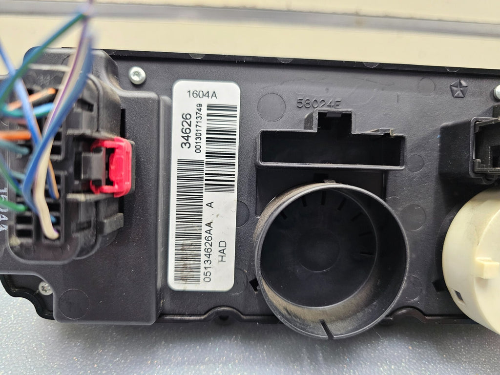 04-07 CARAVAN TOWN & COUNTRY Dash Climate Temperature Heater Control Conditioner