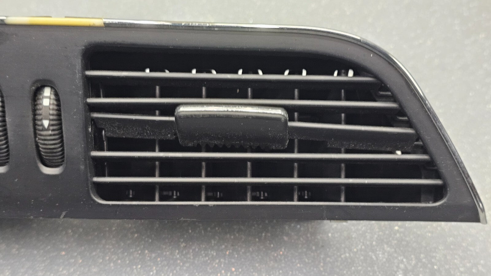 🔥 06-11 MERCEDE BENZ CLS500 W219 Dash Center Air Vent Heater Conditioning Black