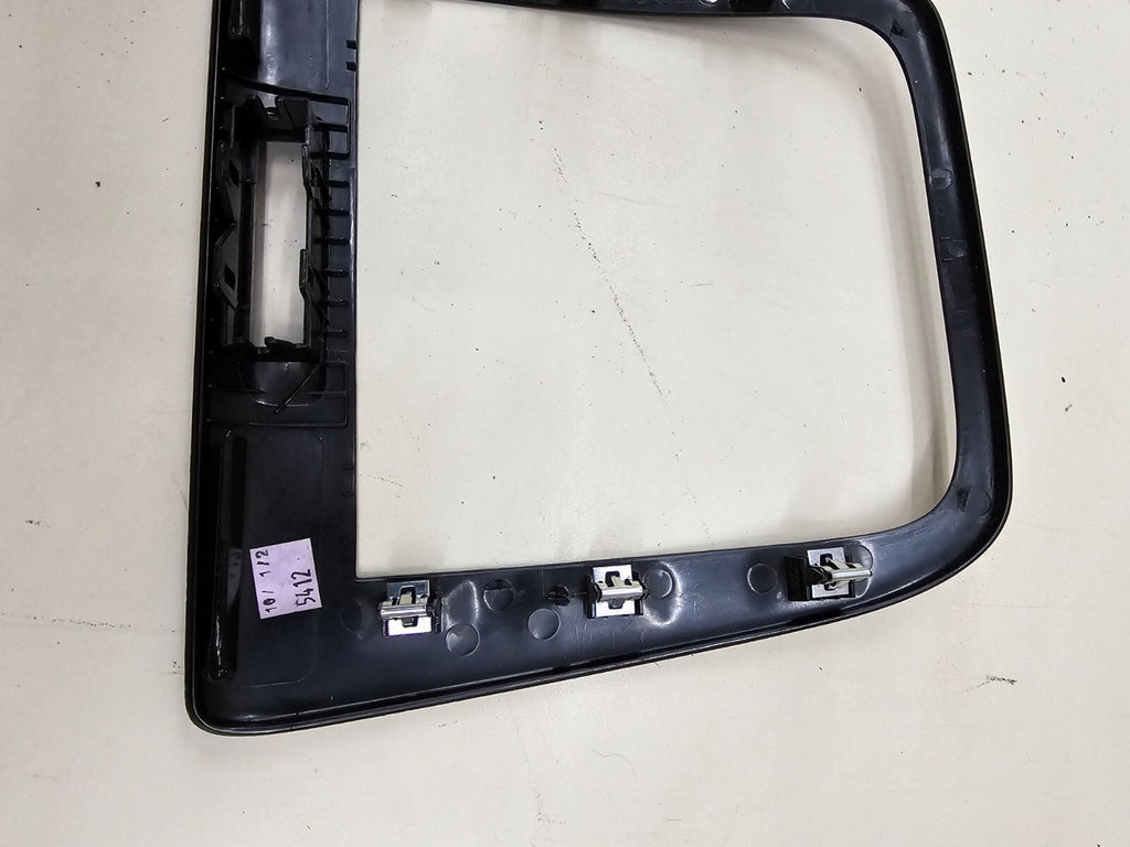 06-11 Chevrolet Impala Interior Center Dash Radio Trim Panel Bezel Woodgrain OEM