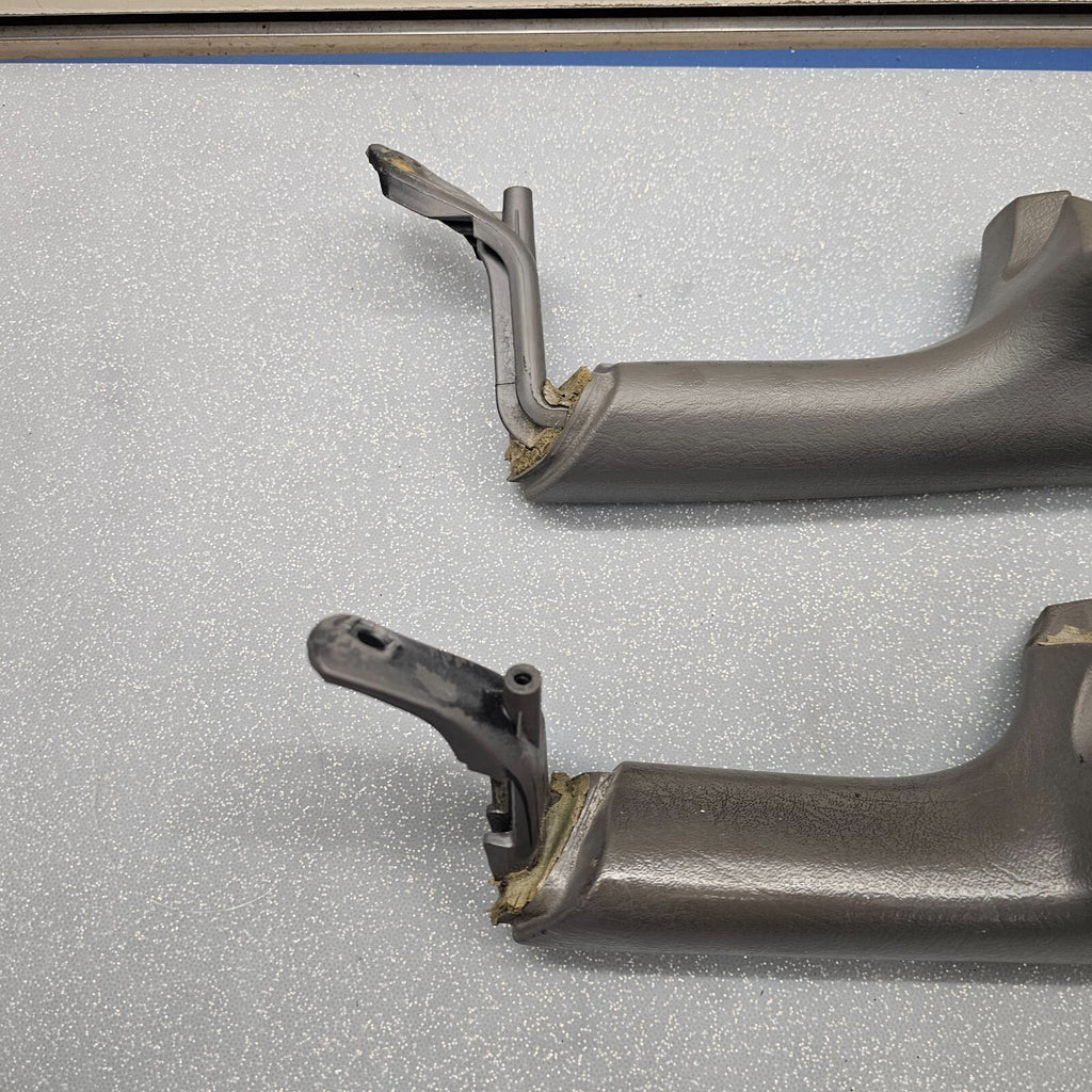 🔥02-09 TRAILBLAZER Door Panel ARMREST Pull Handle LEFT & RIGHT Set 2 GRAY H4