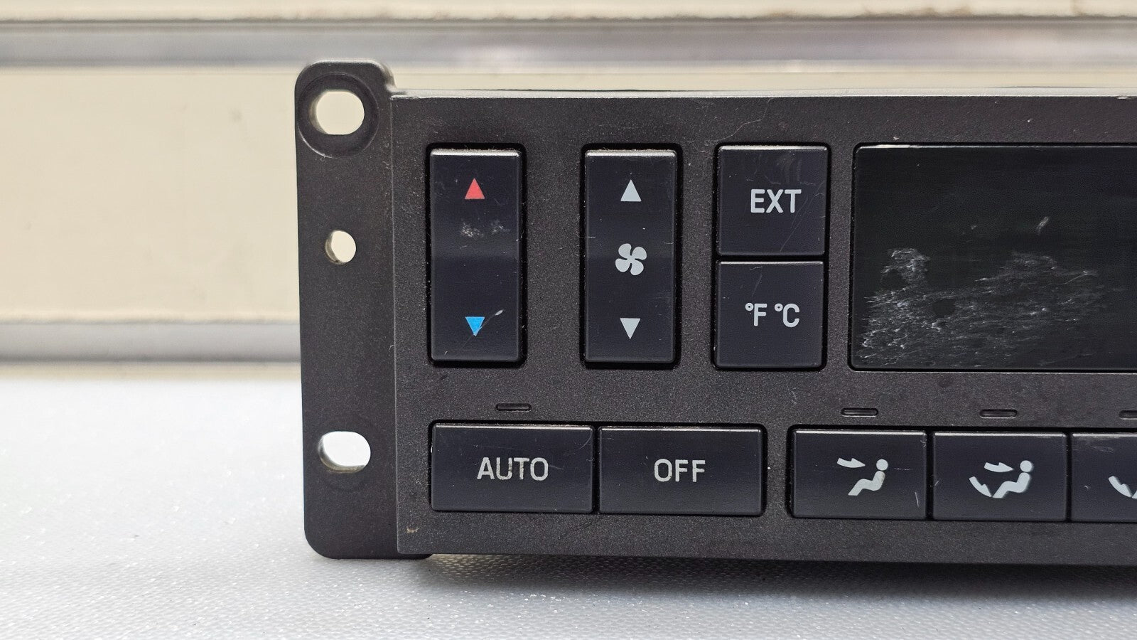 🔥03-06 TOWN CAR Dash AC Heater Climate Control Panel Temperature Conditioning