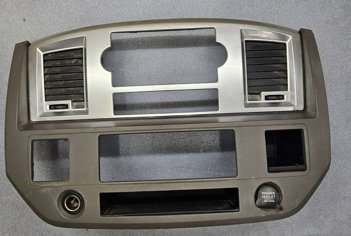 🔥06-08 Dodge RAM Dash RADIO Stereo Bezel Climate Trim Panel Silver/Grey B11