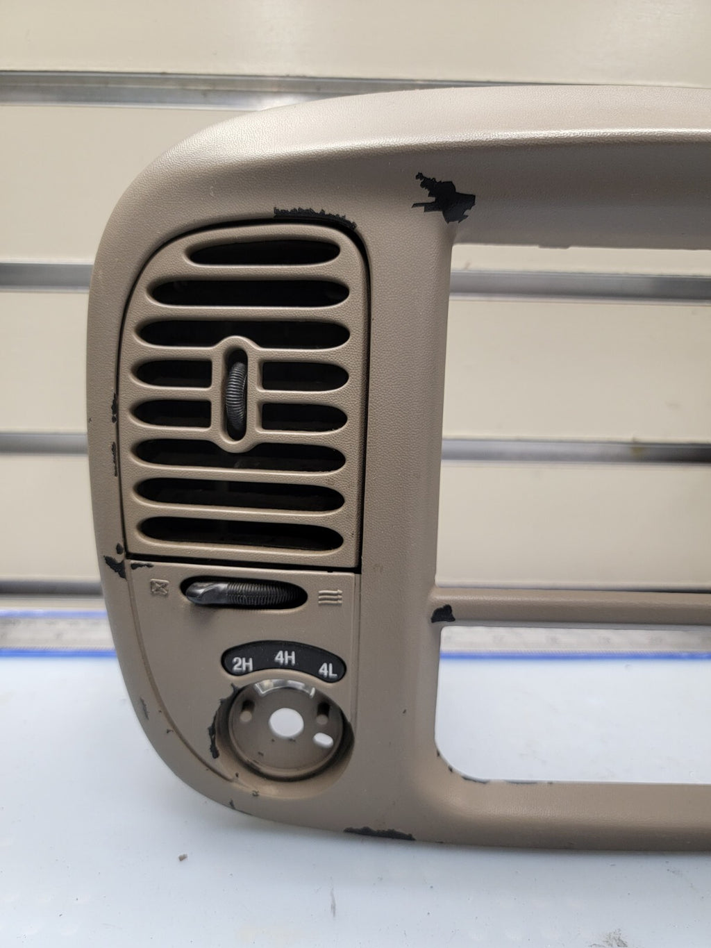 🔥97-03 Ford F150 Center Dash Radio Climate Trim BEZEL Panel AIRBG Line TAN