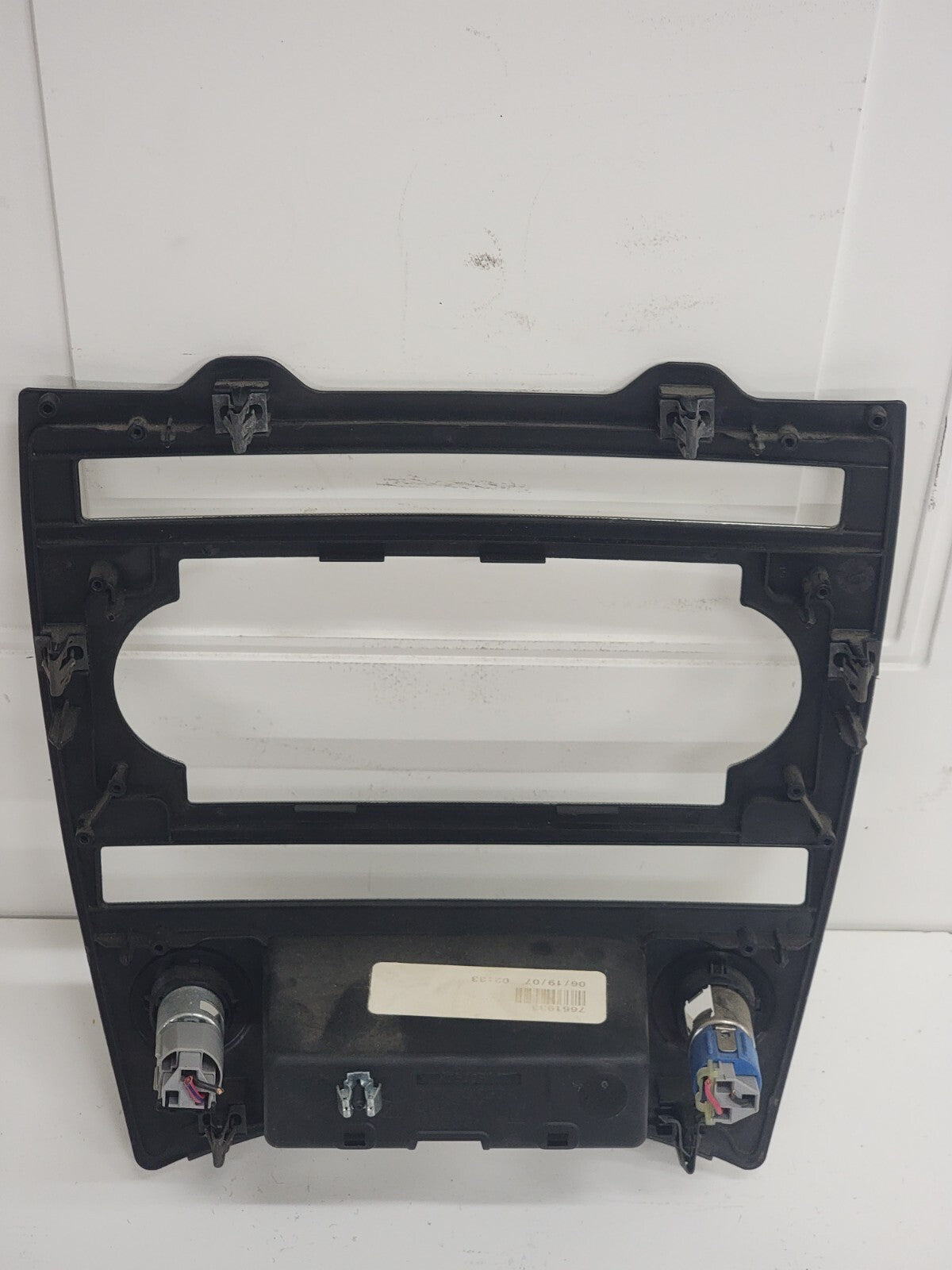 🔥2005-2006 JEEP GRAND CHEROKEE DASH PANEL RADIO SURROUND TRIM BEZEL OEM B70