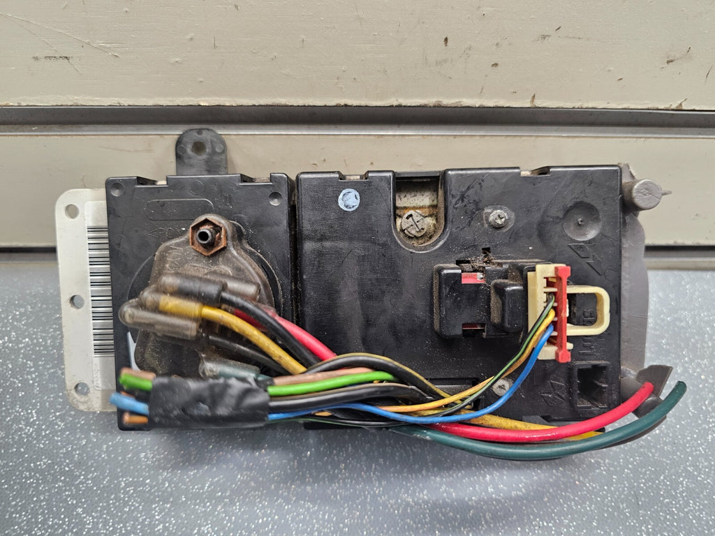 98-01 Dodge RAM Dash AC Heater CLIMATE Temperature Control Conditioner Assembly