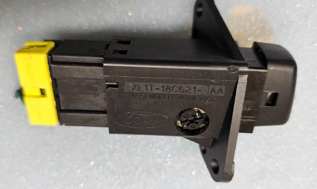 🔥99-02 Ford Expedition Navigator Rear Defroster Control Switch Assembly Black