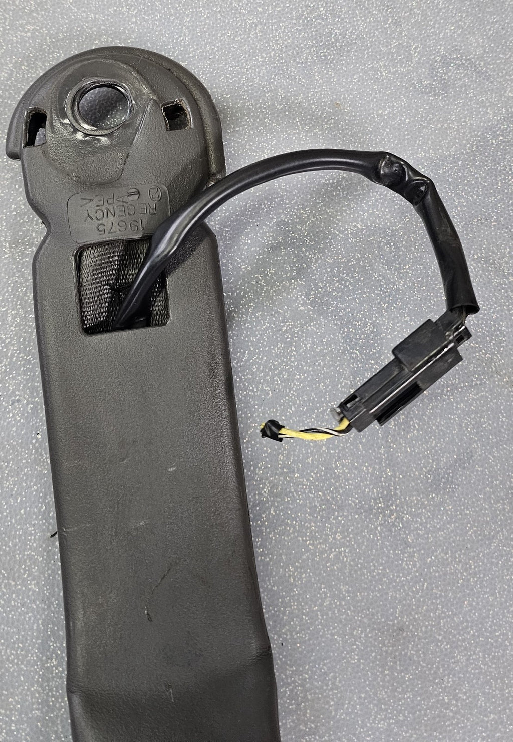 🔥03-06 Tahoe Yukon Sierra Silverado Front Seat Belt Buckle Black
