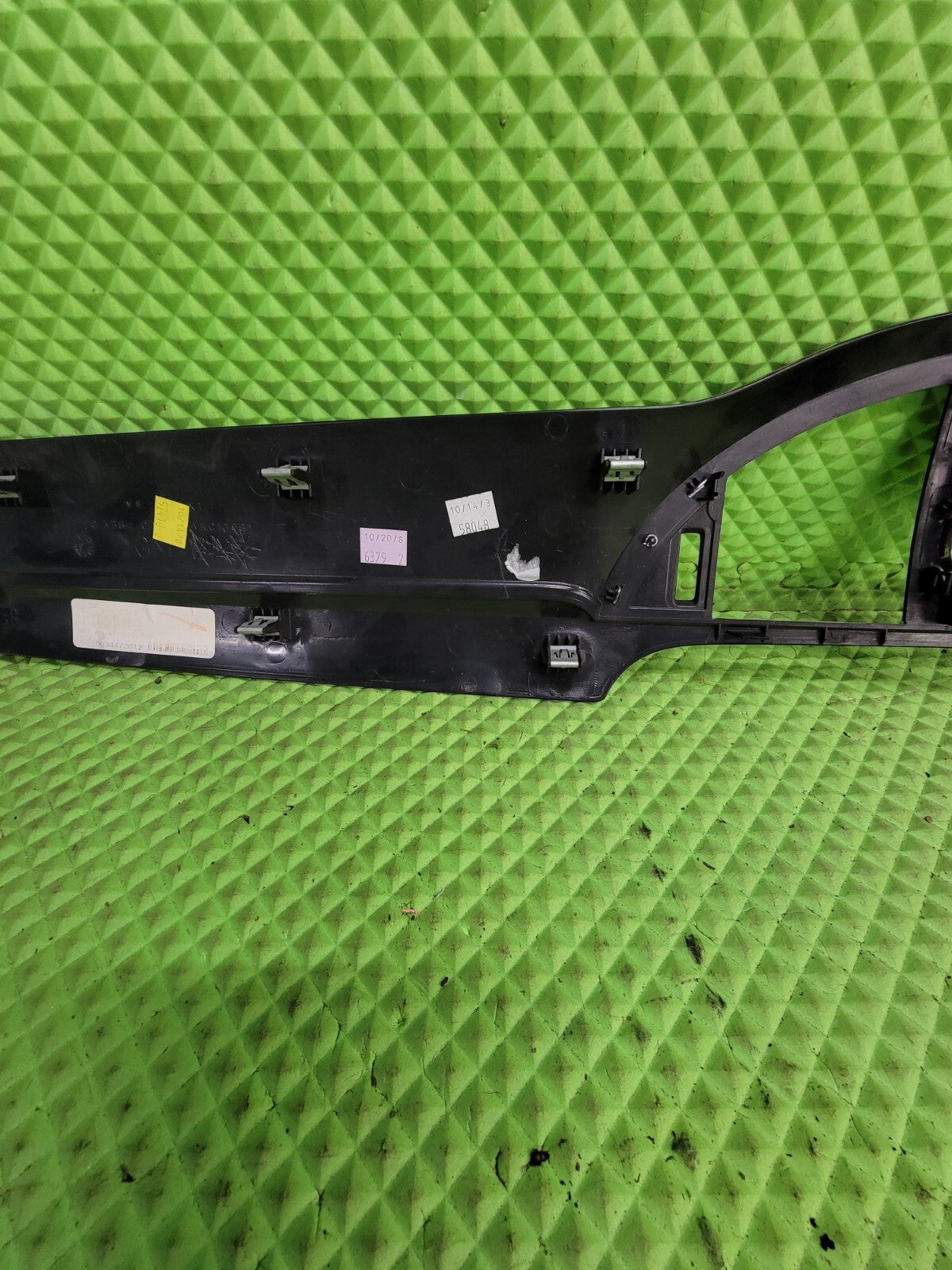 🔥08-12 BUICK ENCLAVE Center Dash Clock Instrument Panel Trim Woodgrain Silver