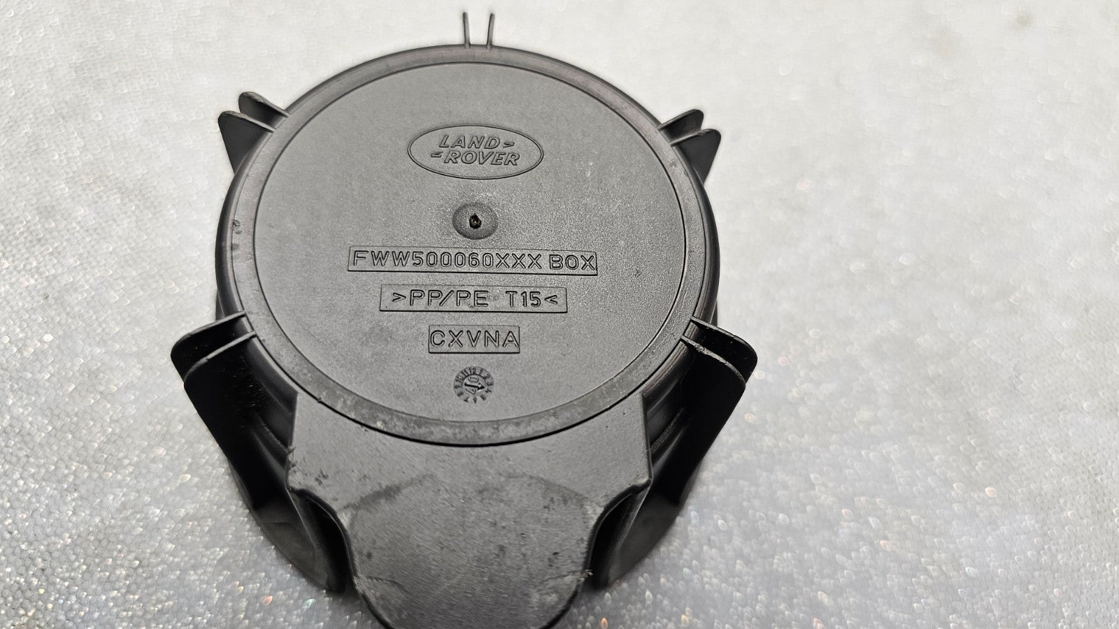 🔥05-09 Land Rover LR3 Center Console Dash Cup Drink Holder Black OEM