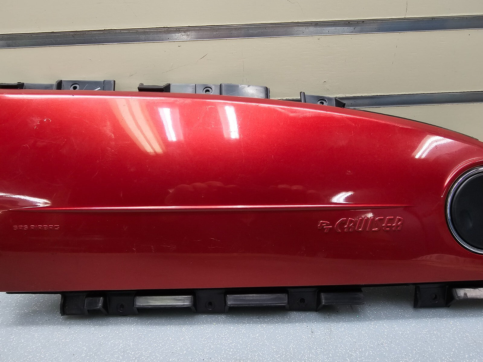 🔥06-10 Chrysler PT Cruiser Right Passenger Dash Bezel Cover Code ARBAG Red OEM