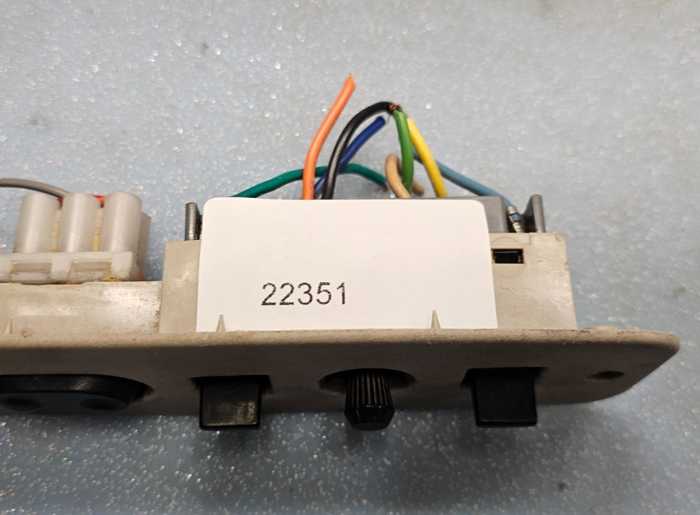 🔥1999-2002 Cadillac Escalade Tahoe Passenger Seat Control Switch Gray OEM