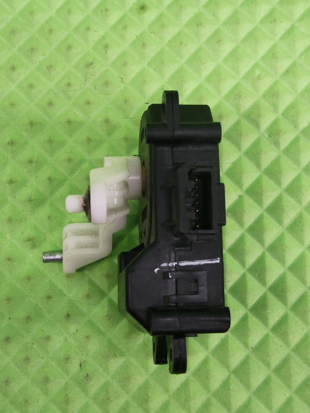 2005-2010 HONDA ODYSSEY A/C HEATER BLEND DOOR ACTUATOR OEM BLACK