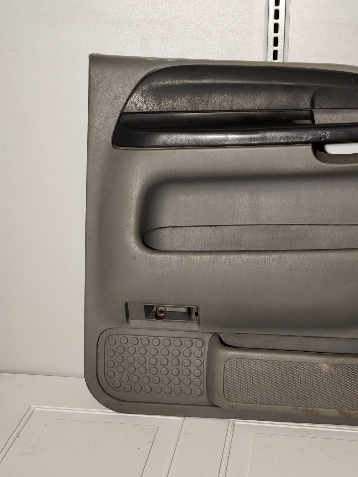 🔥99-07 Ford Excursion F250 F350 Front Driver Side Door Panel Gray OEM