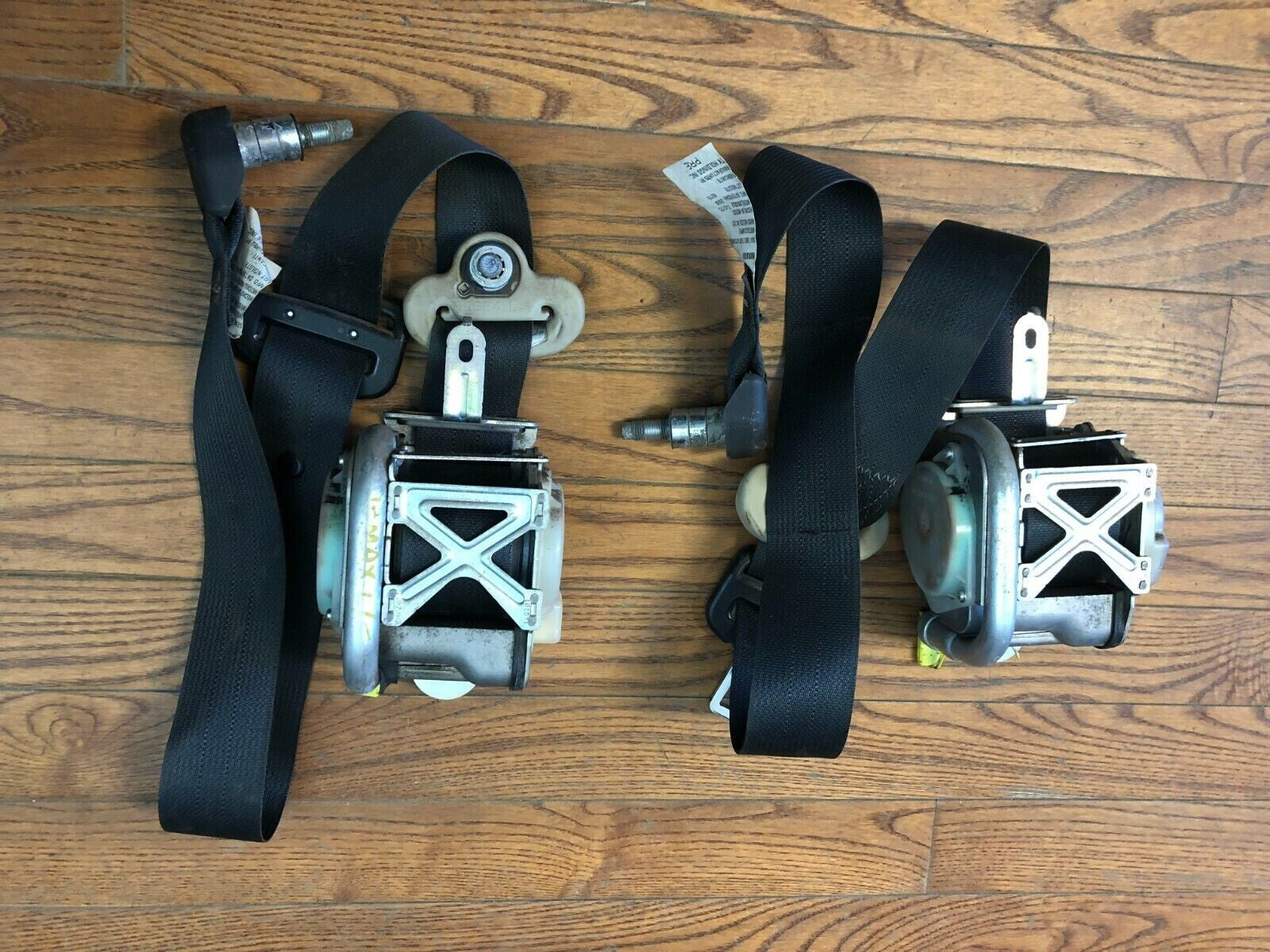 🔥09-14 NISSAN MAXIMA Front Driver/Passenger Seat Belt Tongue Belt Assembly Set