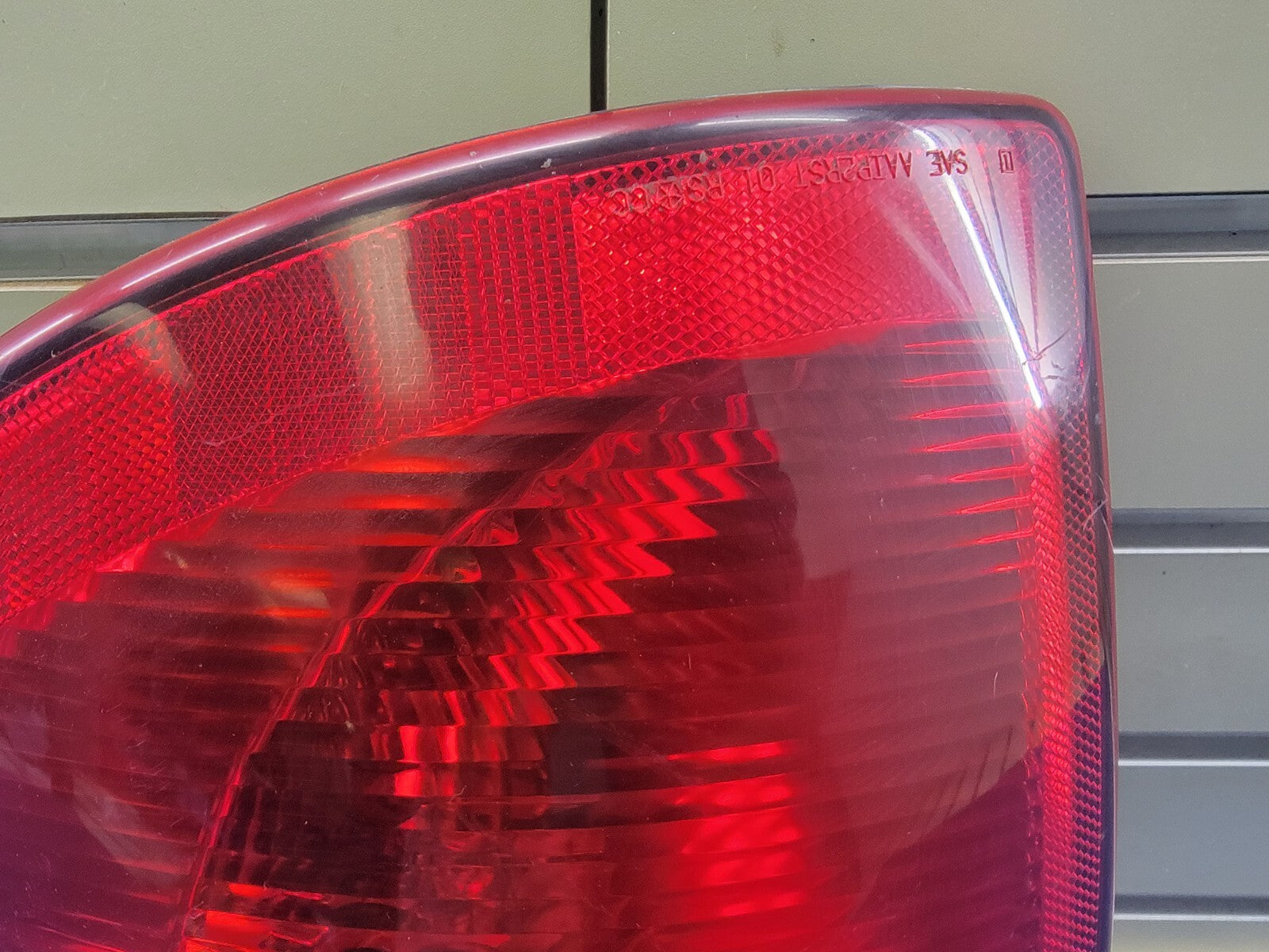 🔥2004-2007 Dodge Caravan RIGHT Tail Light Fits  OEM