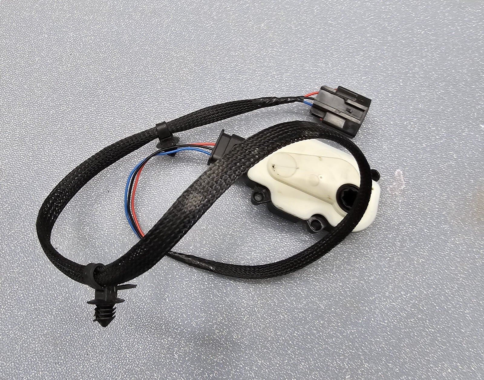 🔥2013-2016 Ford Fusion/Focus Grille Active Shutter Motor Actuator Genuine OEM