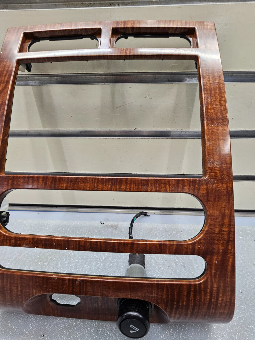 🔥2007-2014 Ford Expedition Radio Dash Bezel Trim Climate Control Woodgrain OEM