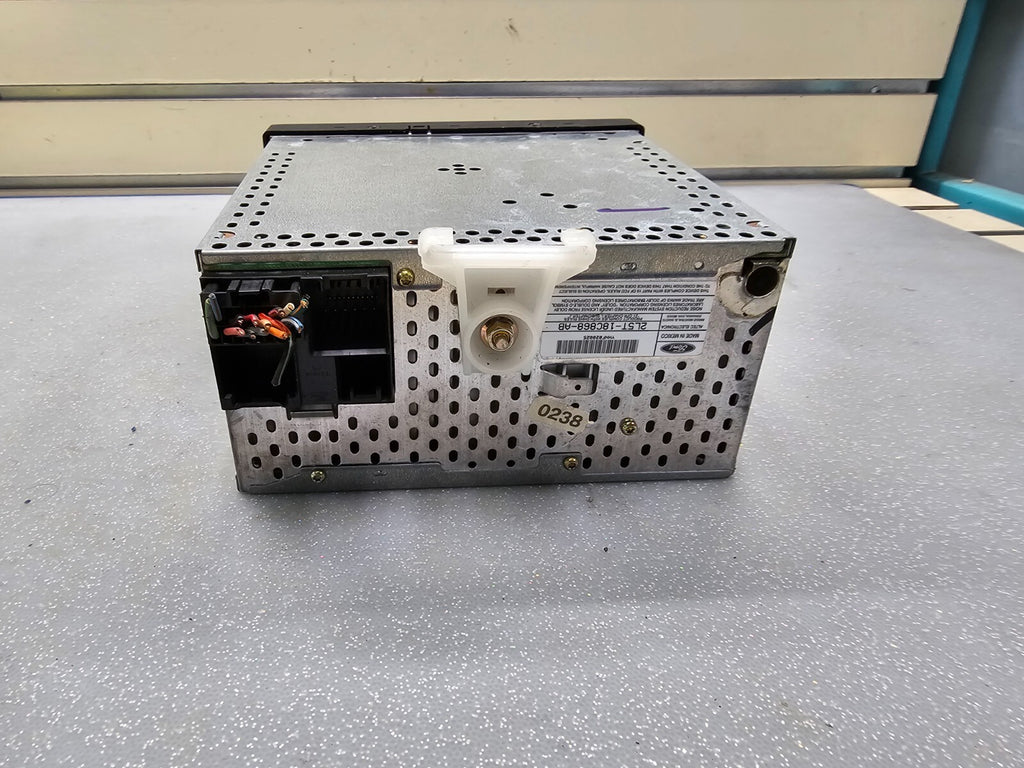 🔥2001 - 2005 Ford Lincoln Mercury OEM AM FM Radio Single CD Player Receiver