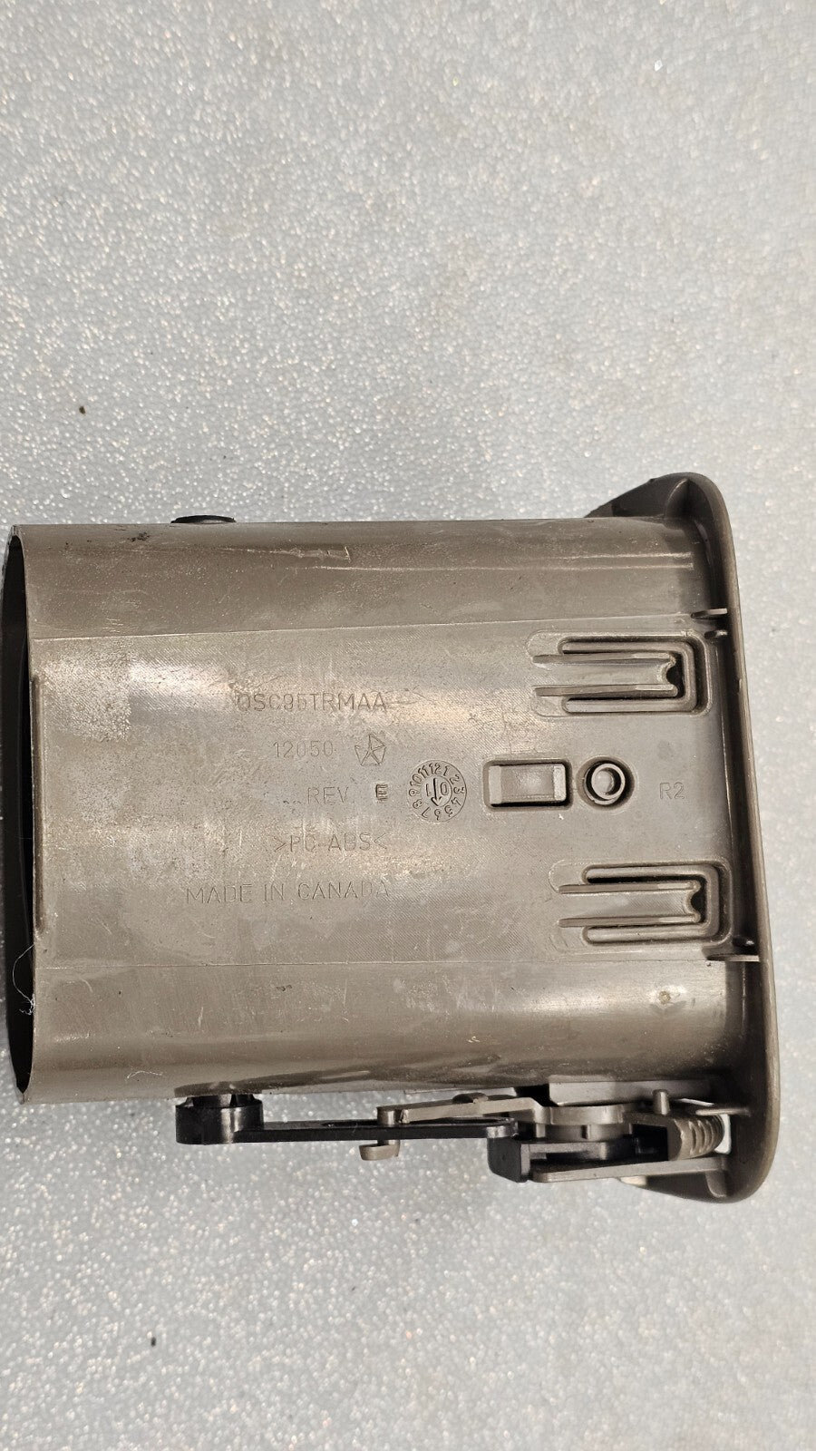 🔥01-07 Grand Caravan Voyager Dash Right Passenger Air Vent AC Heater Panel Tan