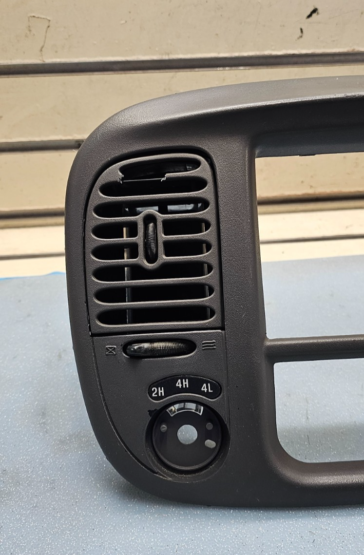 🔥97-03 Ford F-150 Dash Radio Stereo Climate BEZEL Trim Panel Line DK GRAY B1