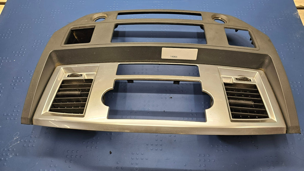 🔥06-08 Dodge RAM Dash RADIO Stereo Bezel Climate Trim Panel Silver/Grey B11