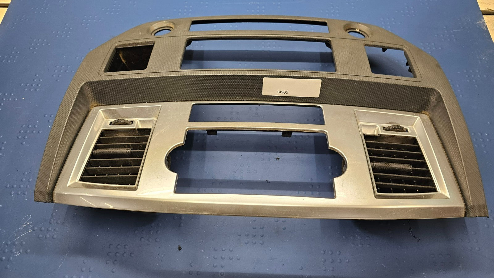 🔥06-08 Dodge RAM Dash RADIO Stereo Bezel Climate Trim Panel Silver/Grey B11