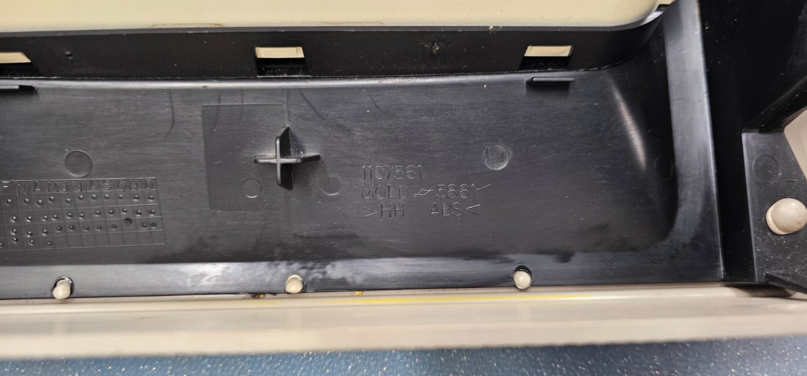 🔥05-07 Dodge Caravan Town Country Rail Mounted Climate Control OEM TAN