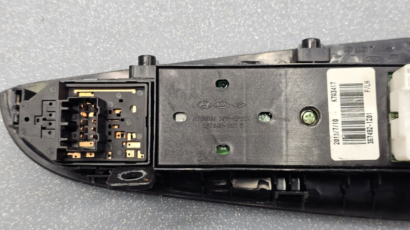 07-10 Hyundai Elantra Power Left Driver Master Main Window Switch Assembly Black