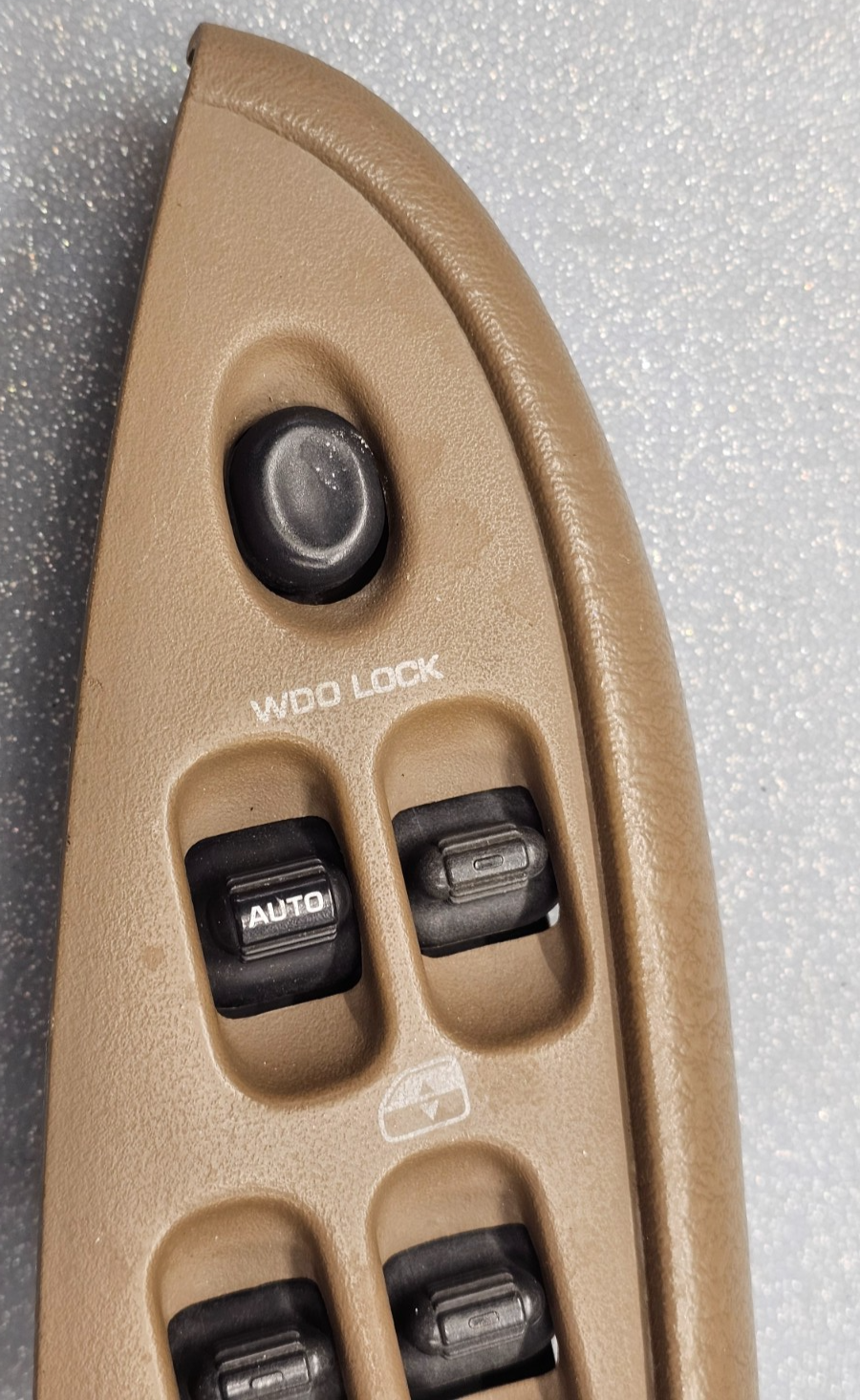 🔥98-04 Chrysler 300M Left Driver Master Door Power Window Switch Lock Tan OEM