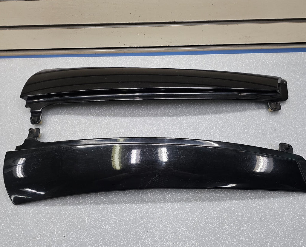 🔥2002-2009 Chevrolet TRAILBLAZER Rear Lift Gate Pillar Trim Molding BLACK SET 2
