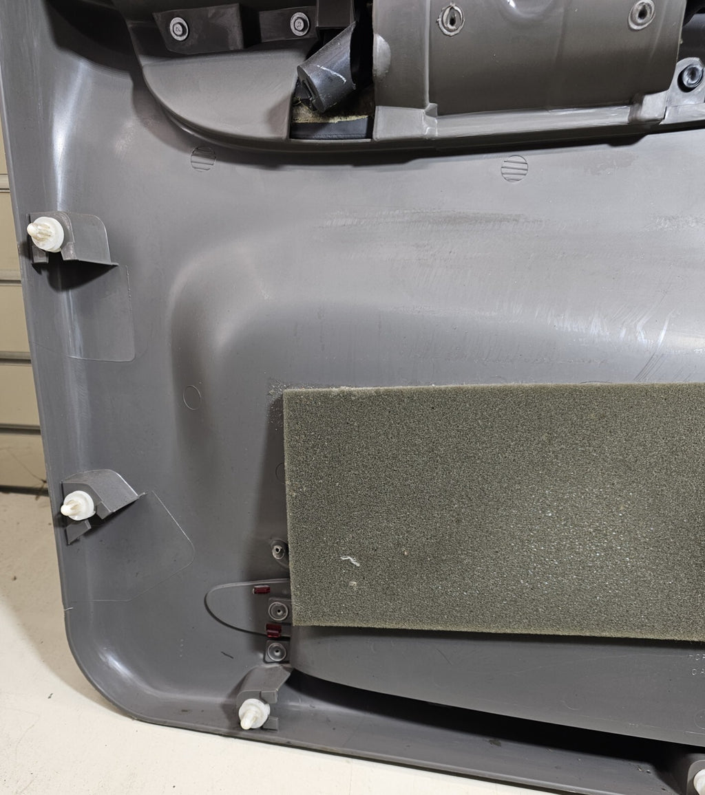 🔥02-09 CHEVY TRAILBLAZER Door Panel  Front LEFT&RIGHT Set2 armrest GRAY DK G D8