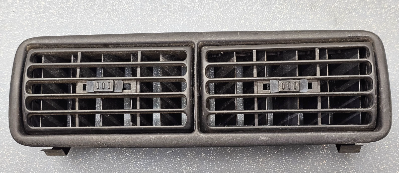 🔥96-18 EXPRESS SAVANNA 94-97 Sonoma Center Dash A/C HVAC Air Vent Heater Panel