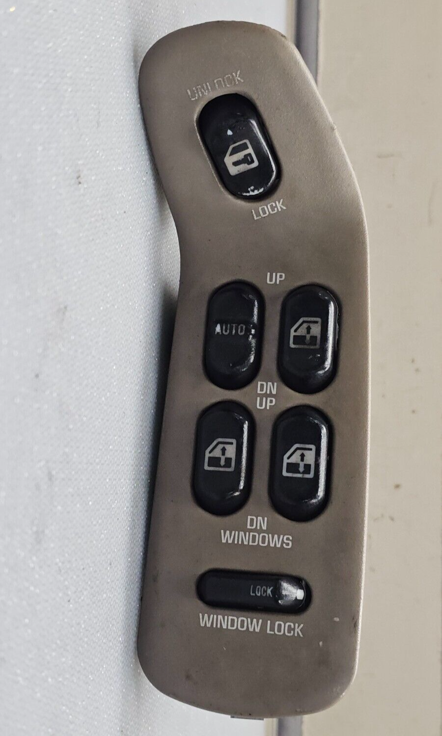 96-98 Achieva Cutlass Supreme Left Driver Master Door Window Control Switch Tan