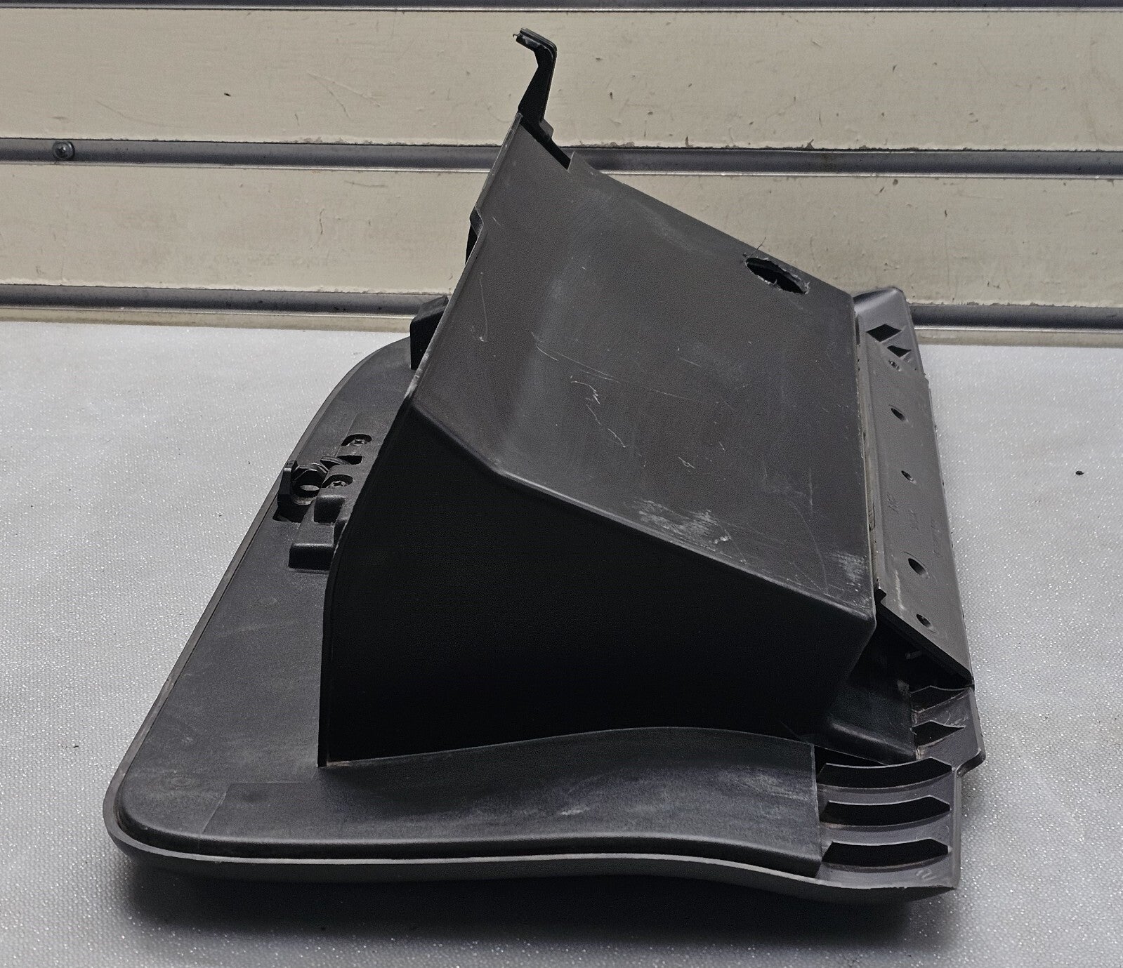 🔥97-02 FORD F150 F250 Expedition Navigator Dash Compartment Glove Box Gray OEM