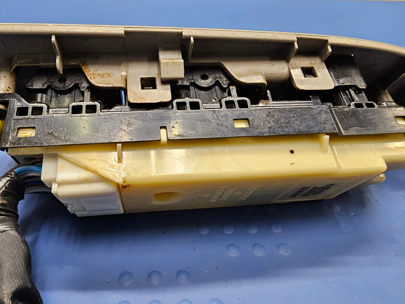 02-06 LEXUS ES300 ES330 DRIVER LEFT SIDE MASTER POWER WINDOW SWITCH