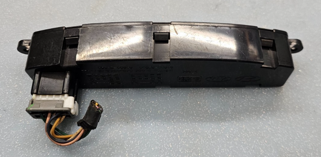 🔥03-06 Kia Spectra Dash Instrument Panel Digital Clock Screen Time Display OEM