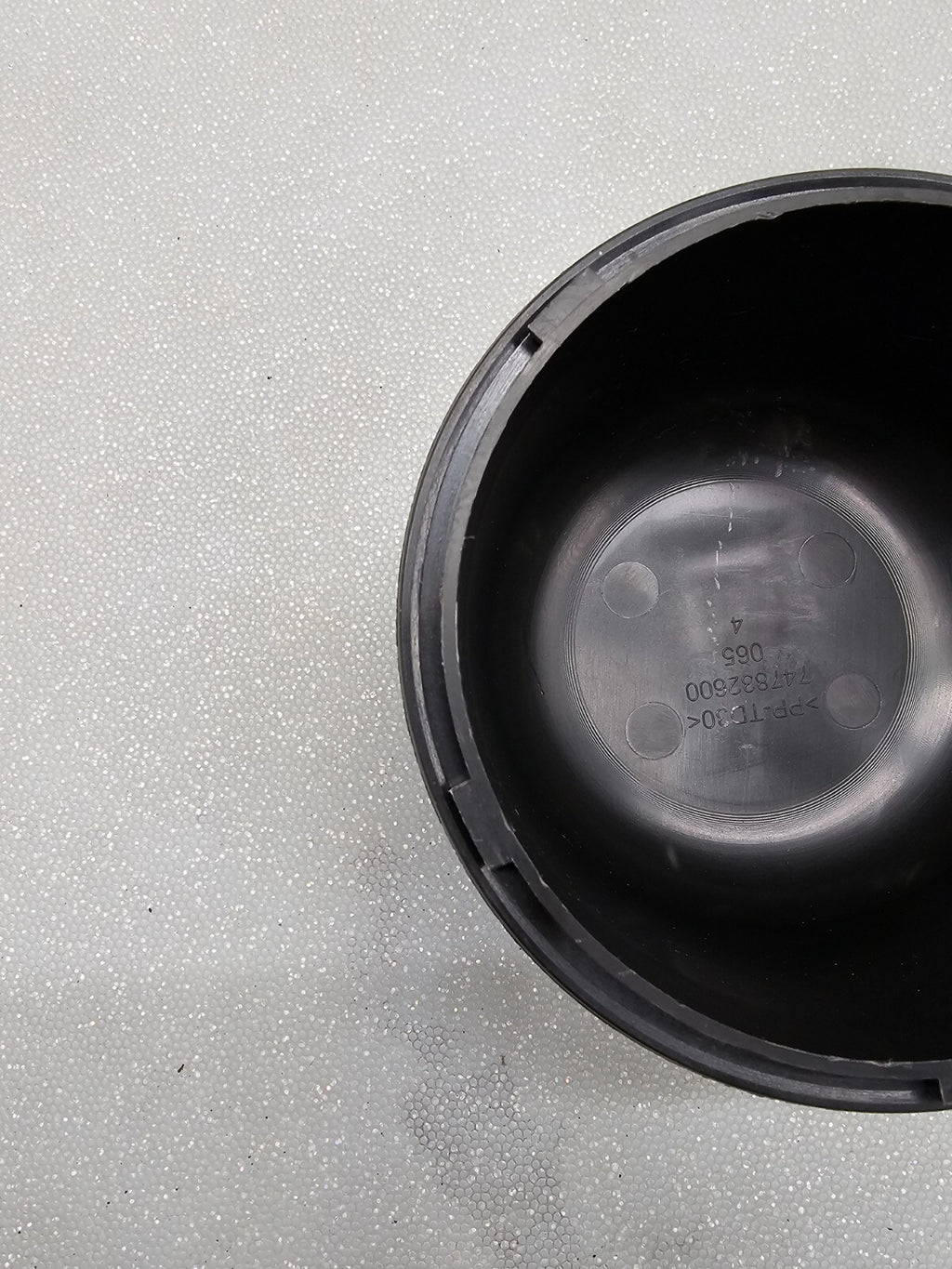 🔥2010-2017 Chevy Equinox Cover Rear Dust Cap Light Lamp Bulb Access OEM Back