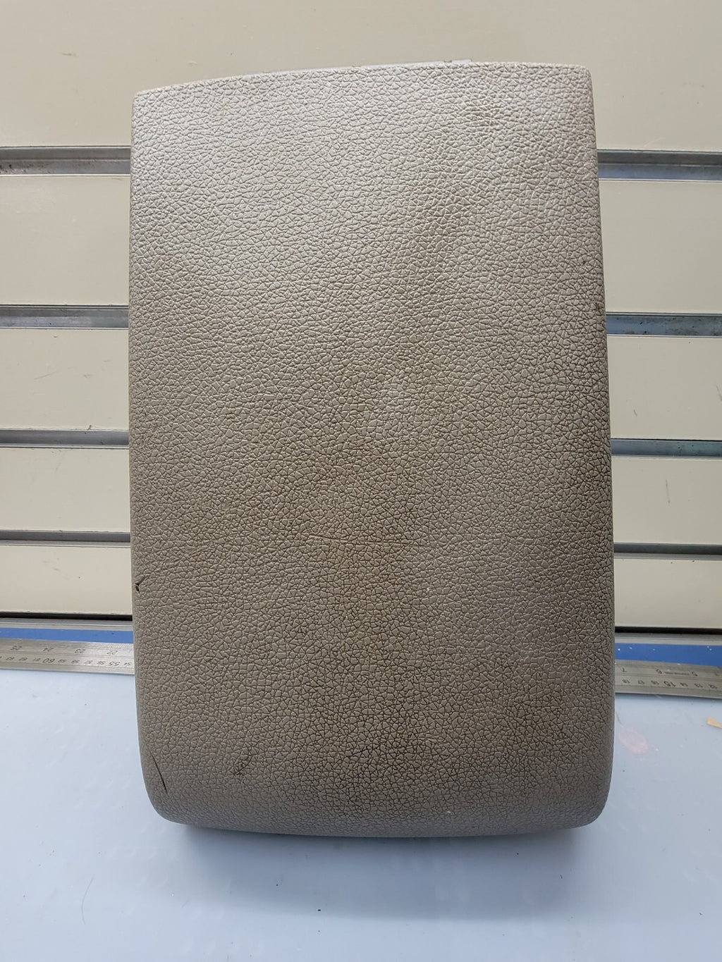 🔥06-09 FORD EXPLORER MERCURY MOUNTINEER CENTER CONSOLE ARM RESTER LID DARK TAN