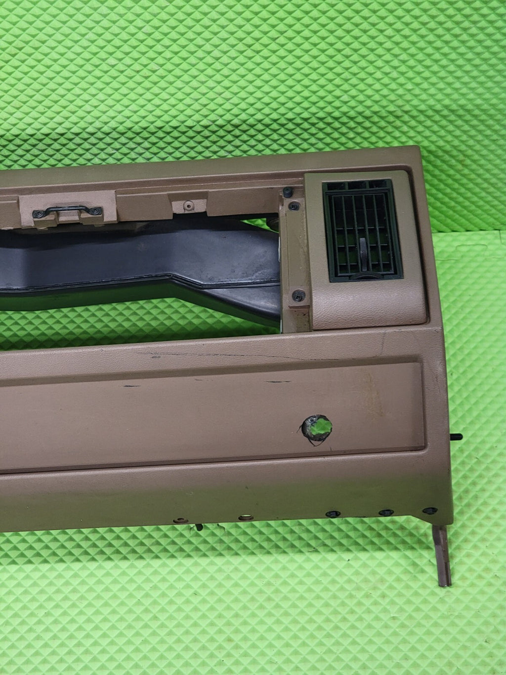 🔥1988-1994 CHEVY GMC C/K SUBURBAN BLAZER Dashboard DASH CORE Mount TAN DB1