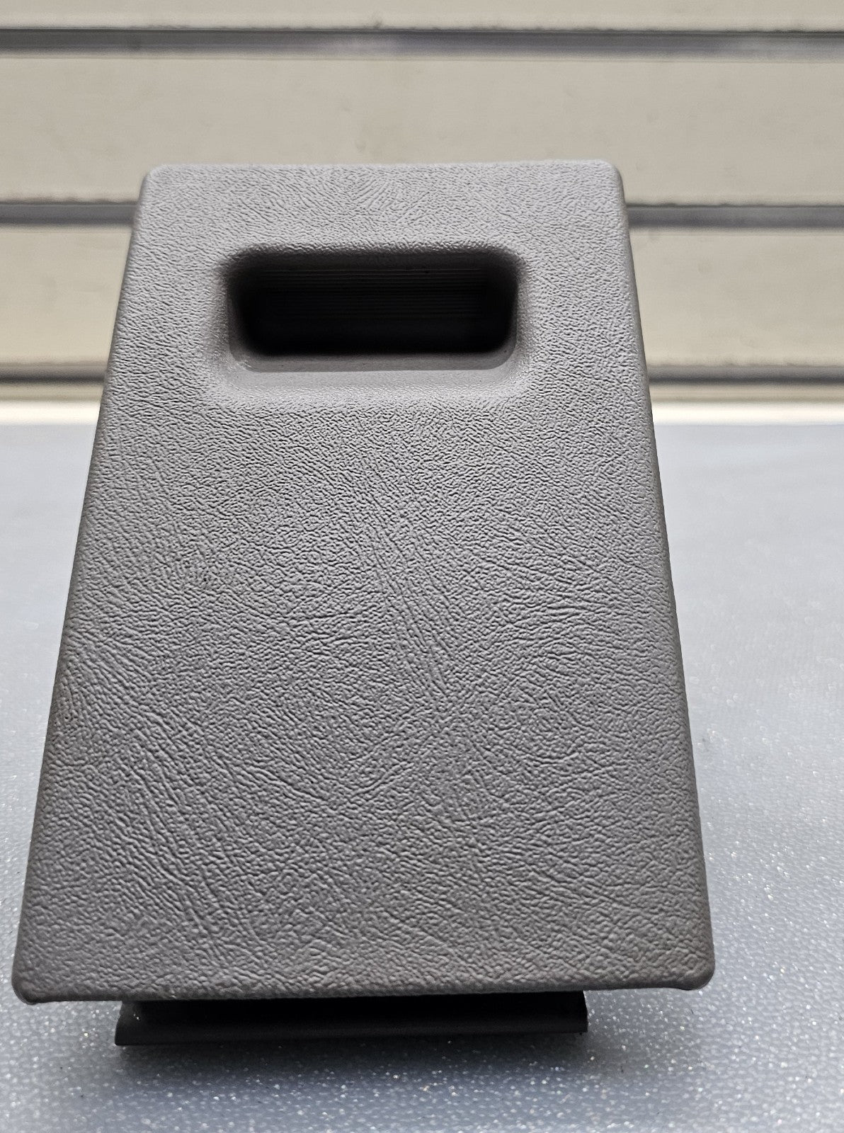 🔥95-98 CHEVY GMC SILVERADO YUKON TAHOE C/K Lighter Port Ashtray ash tray GRAY