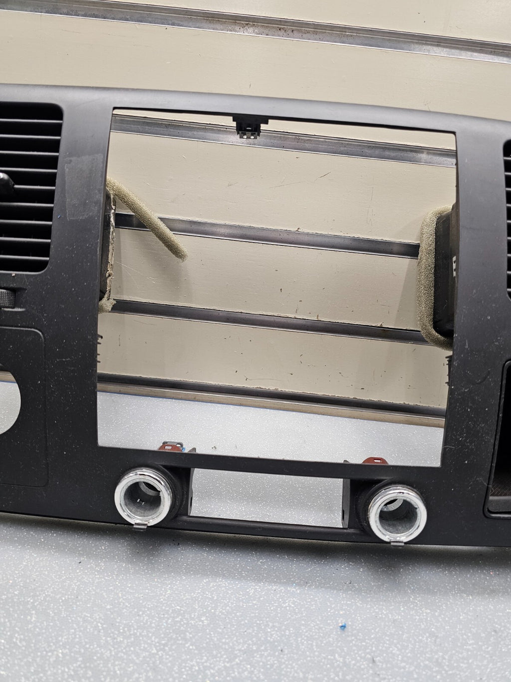 🔥07-14 Silverado SIERRA Center Dash Radio Bezel AC Climate Trim Panel BLACK B6