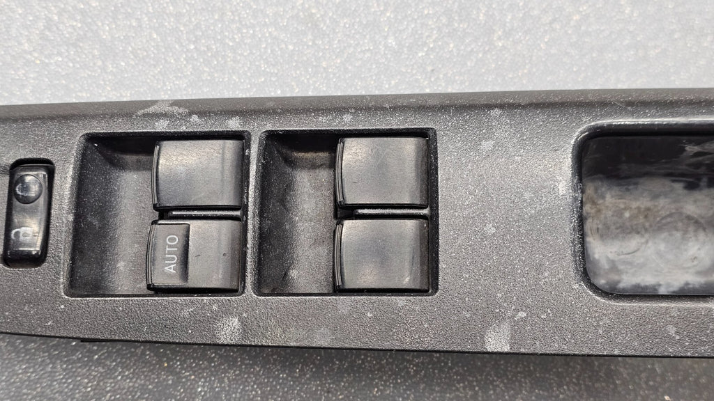 🔥09-15 Matrix Corolla Yaris Left Driver Master Power Window Switch Lock Black