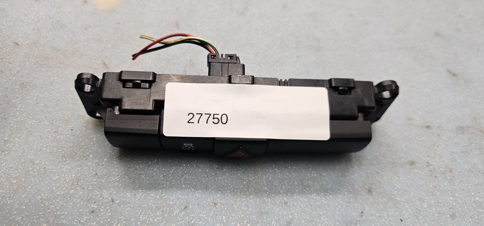 09-17 Chrysler 200 Avenger Caliber Compass Hazard Traction Control Switch Button