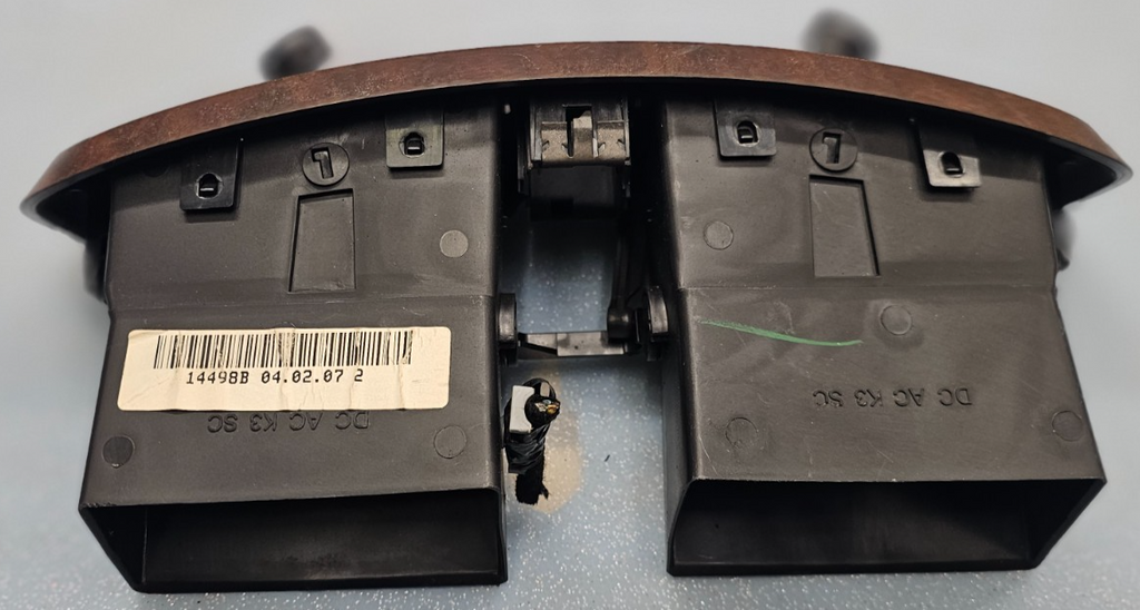 🔥03-07 CADILLAC CTS SRX CENTER DASH AIR VENT HEATER CONDITIONING BEZELTRIM WOOD