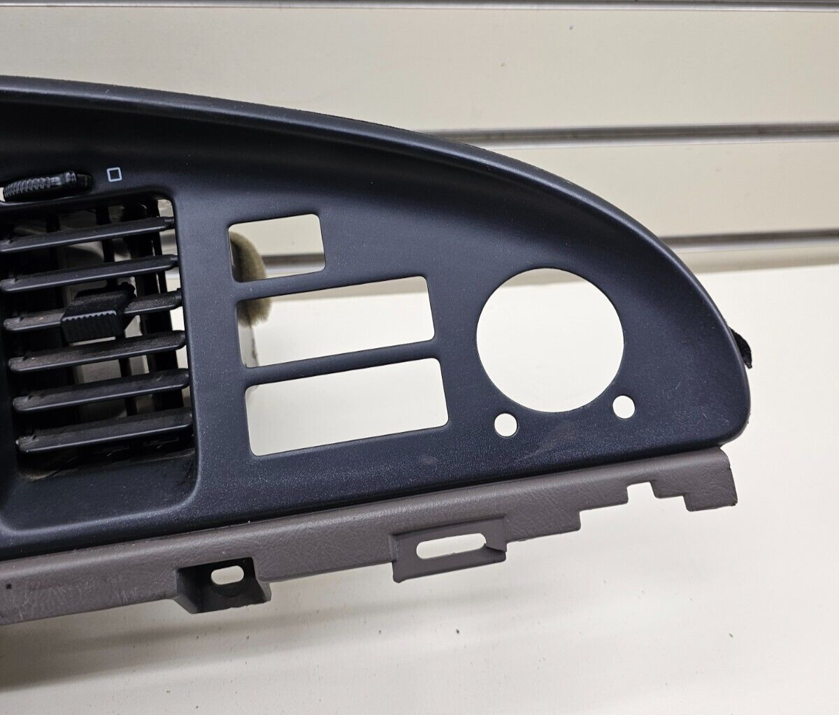 98-02 Lincoln Continental Dash Instrument Speedometer Cluster Bezel Gauge Black