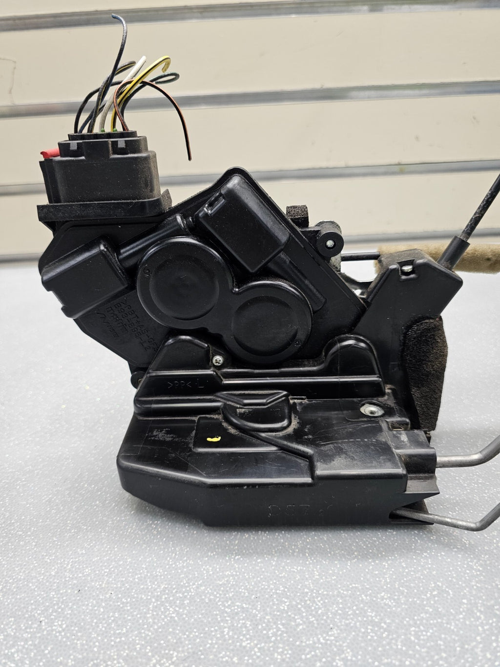 🔥2008 - 2009 Mazda 3 door Power Lock Latch Actuator  Front Left Driver / OEM