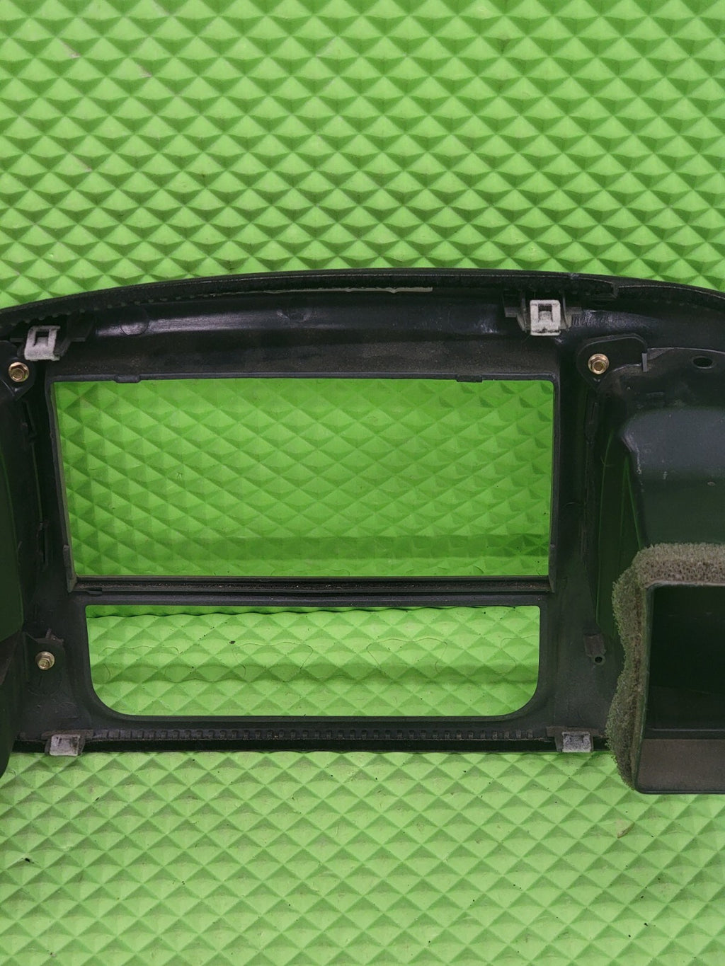 97-03 Ford F150 Center Dash Radio Climate BEZEL Trim Panel🔴AIRBG Line Lt Tan B1