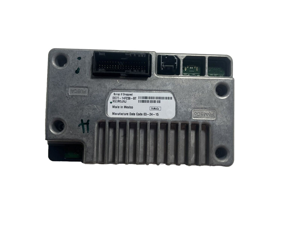 13-16 Ford FOCUS ESCAPE FUSION SYNC APIM RADIO COMMUNICATION CONTROL MODULE OEM